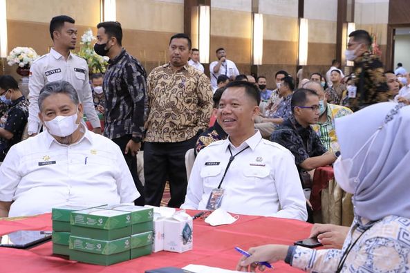 Pj Walikota Pekanbaru Muflihun, S,STP., M.AP Yang diwakilkan Plt. Sekretaris Daerah Kota Pekanbaru