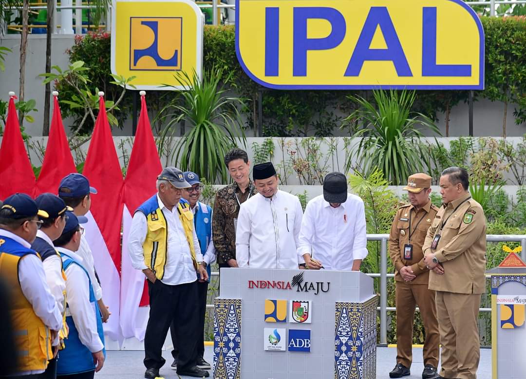 Presiden Jokowi Resmikan SPALDT Bambu Kuning