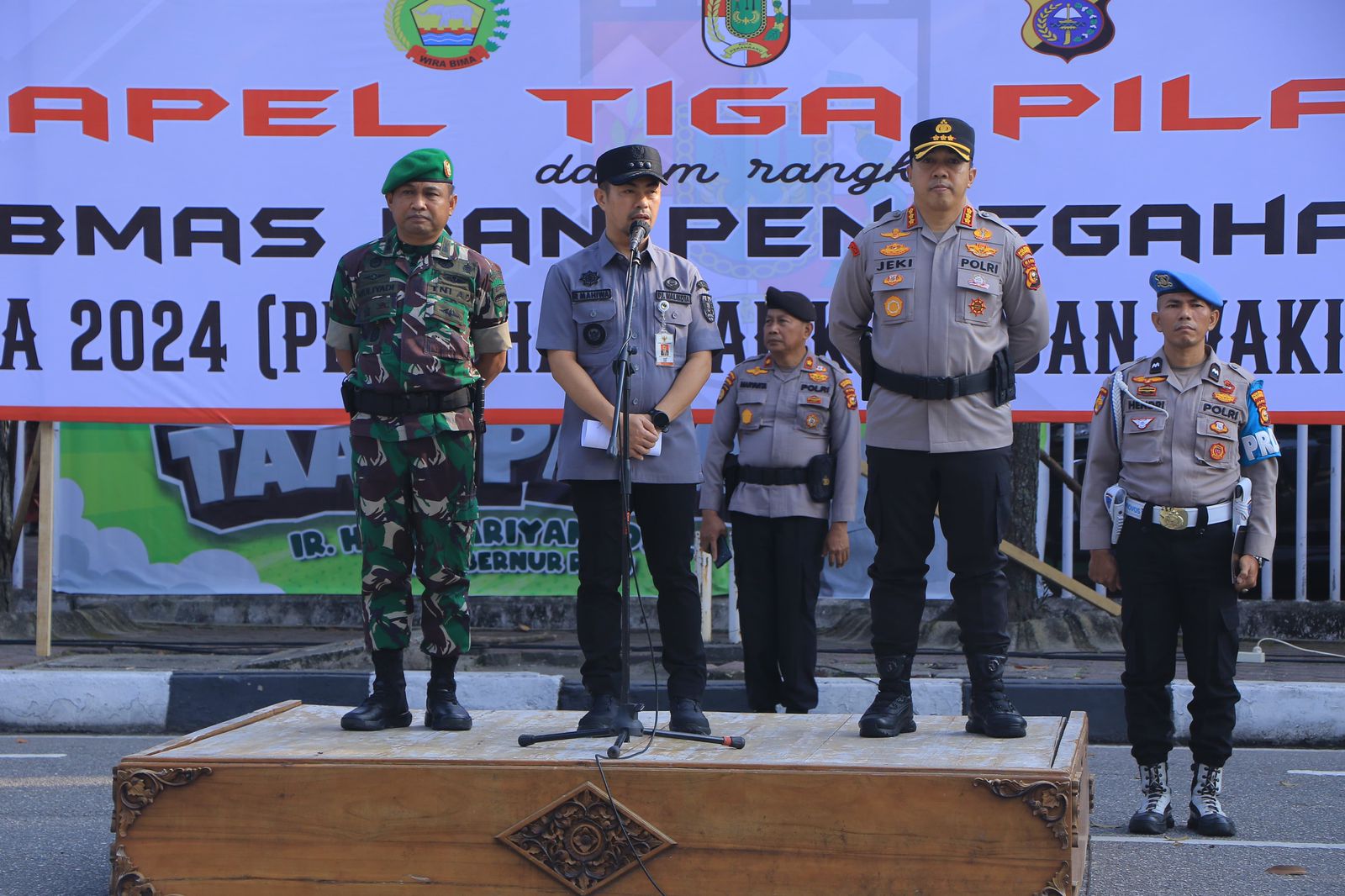 Pj Wali Kota Pekanbaru Imbau Warga Pasang Bendera Merah Putih Selama Bulan Agustus