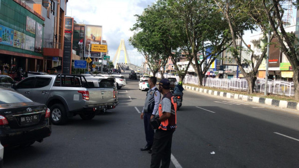 Dishub Tertibkan Parkir Liar di Sejumlah Ruas Jalan