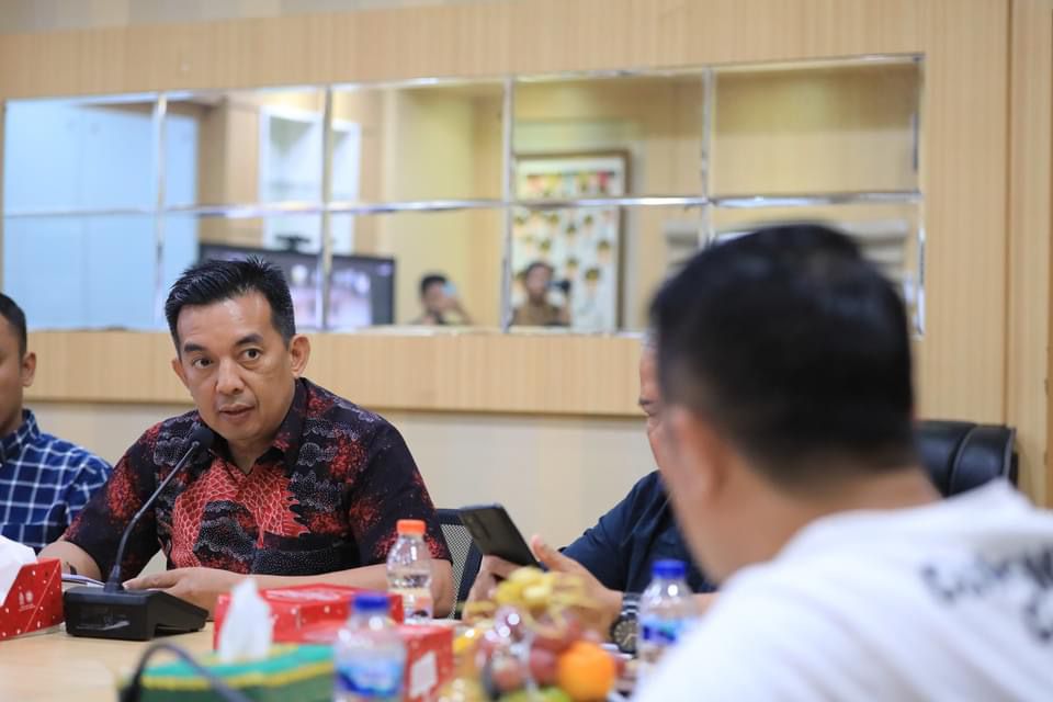 Dua Personel Satlinmas Siaga di Setiap TPS Bantu Pengamanan Pilkada 2024 di Pekanbaru