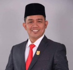 Image : Ketua DPRD Pekanbaru Sebut Mobil Dinas Walikota Dibeli Sebelum Pelantikan