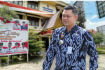 Image : ASN dan THL Pemcam Sukajadi Awasi Tumpukan Sampah