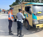 Image : Dishub Bersama Petugas Gabungan Tilang 40 Angkutan Penumpang dan Barang