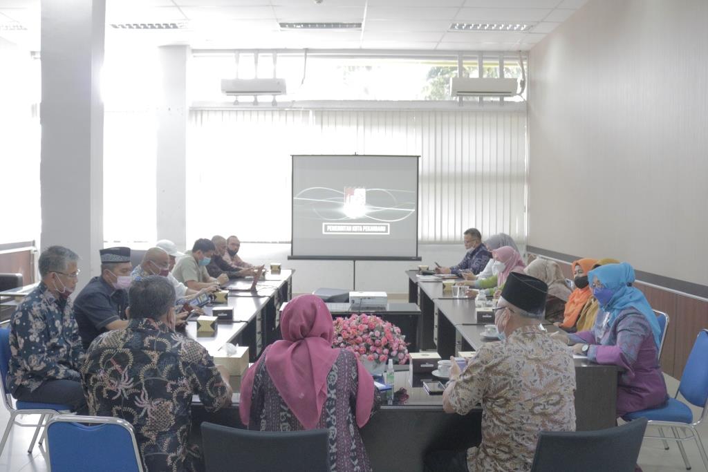 Dispusip Solok dan DPRD Padang Panjang Sharing Informasi Tata Kelola Kearsipan di Dispusip Pekanbaru