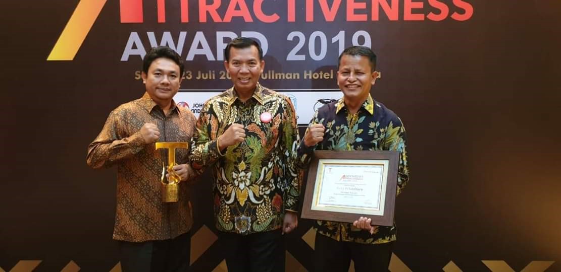 Image : Platinum Kota Besar Kategori Pelayanan Publik Indonesia Attractiveness Award 2019